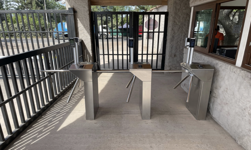 Control de acceso First Security